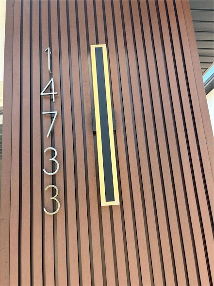 Building Photo - 14733 Sunset Dr