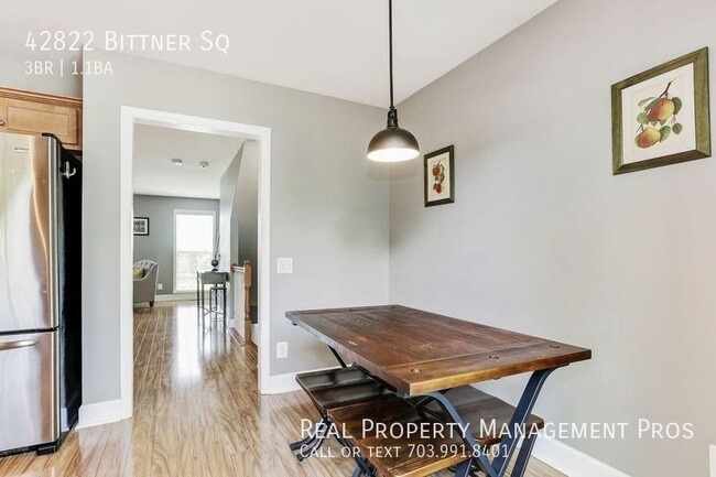 Building Photo - 42822 Bittner Square