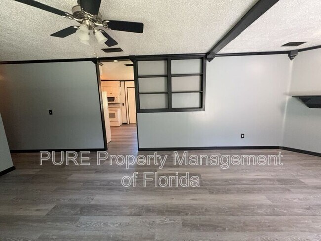Building Photo - 12300 SE 128th Ct