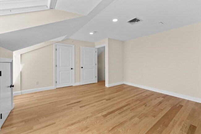 Building Photo - 57 Dedham Ave