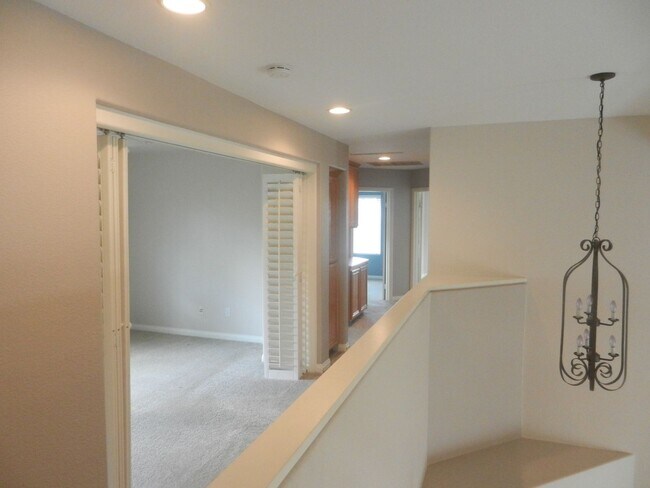 Building Photo - 3211 Rancho Quartillo