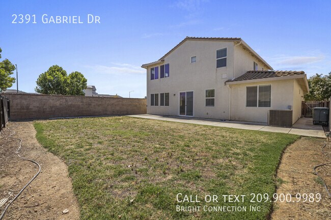 Building Photo - 2391 Gabriel Dr