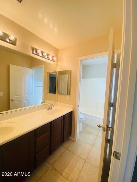 Building Photo - 426 S 111th Dr