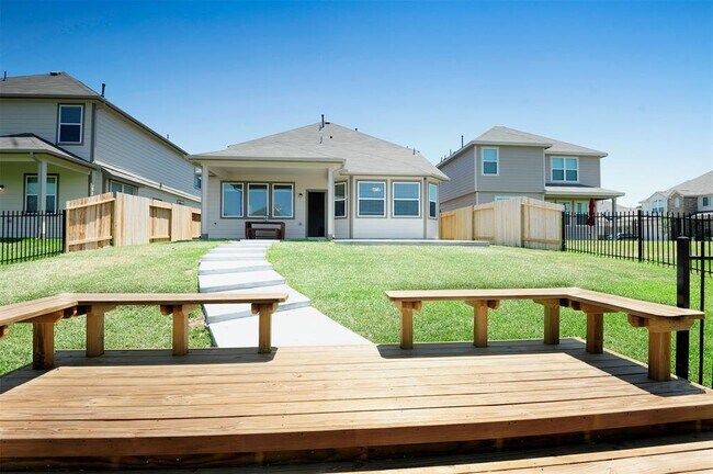 Building Photo - 24930 Adami Veduta Ct