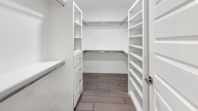 Building Photo - 5106 Sebastian Dr