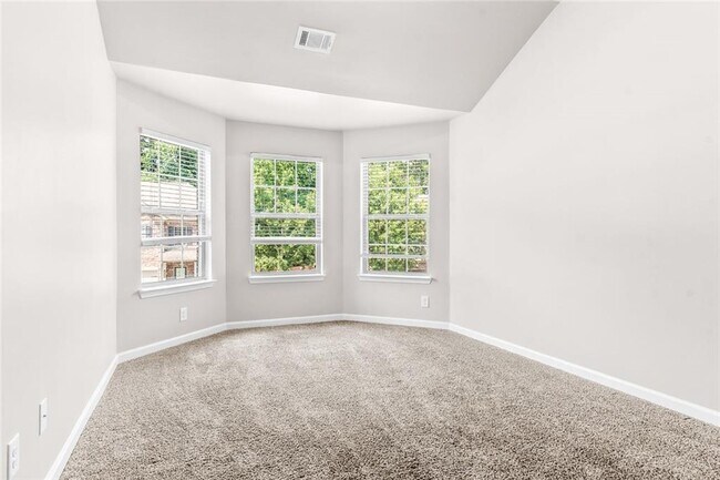 Building Photo - 419 Live Oak Pass