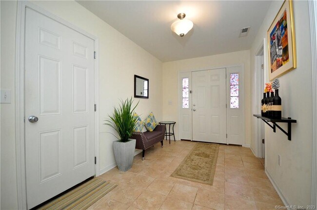 Building Photo - 192 Pepin Pl