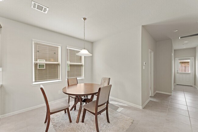 Building Photo - 6322 Prince Pl Dr