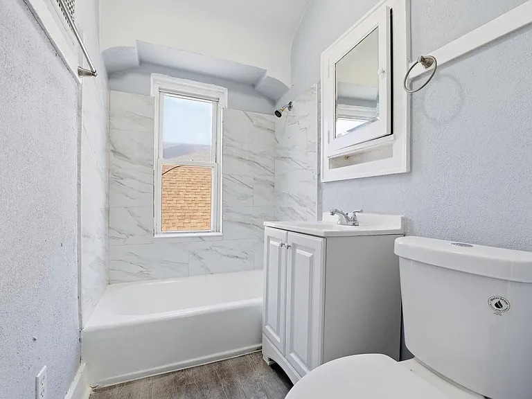 Building Photo - 1902 W Nash St