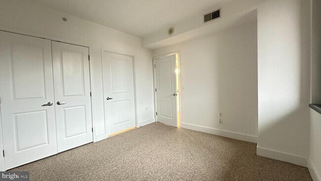 Building Photo - 2001 15th St N