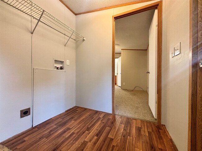 Building Photo - 13295 Pecan Tree Dr
