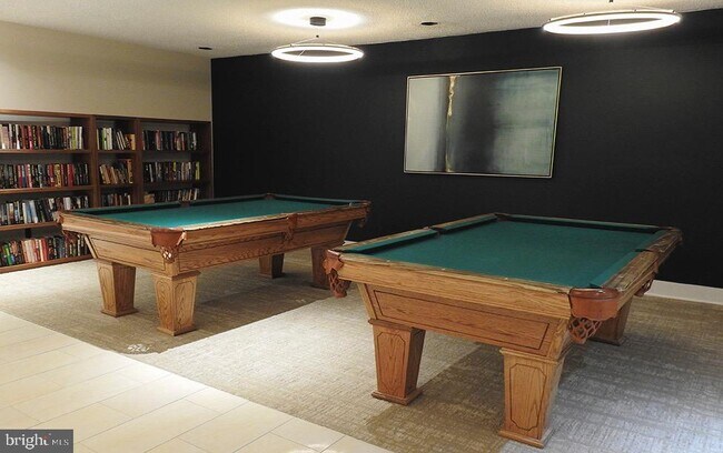 Building Photo - 6101 Edsall Rd