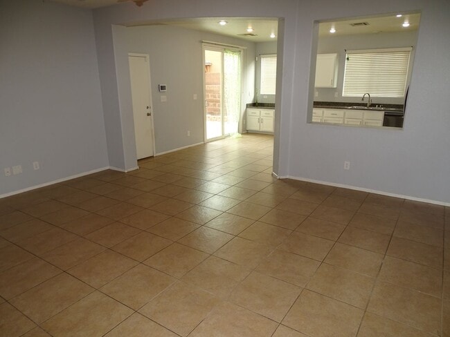 Building Photo - Mountains Edge 3 Bedroom and Loft Home