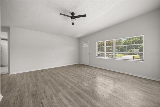 Building Photo - 1849 Viburnum Ln