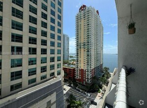 Building Photo - 1200 Brickell Bay Dr