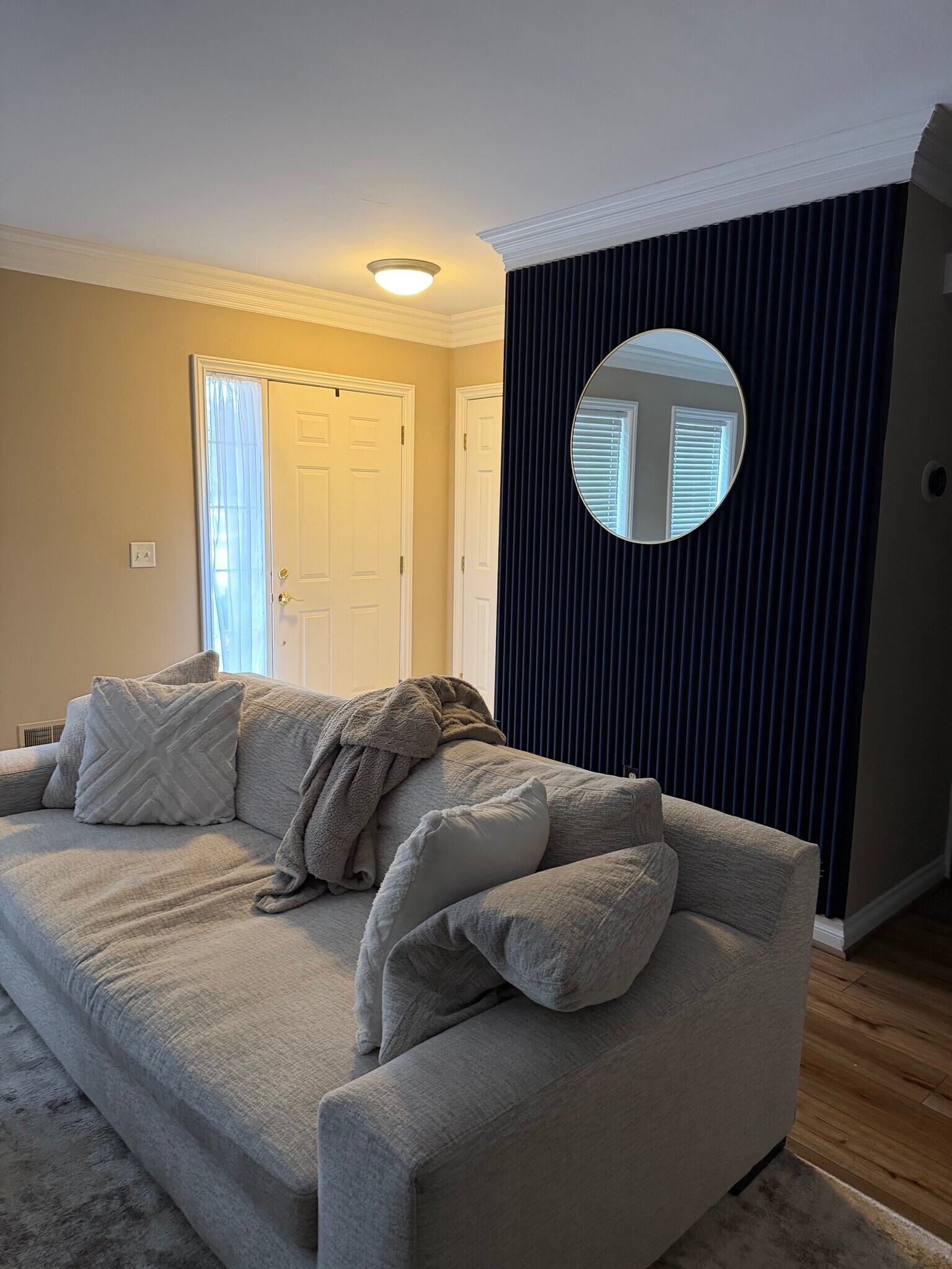 Building Photo - 5748 Hampshire Ln