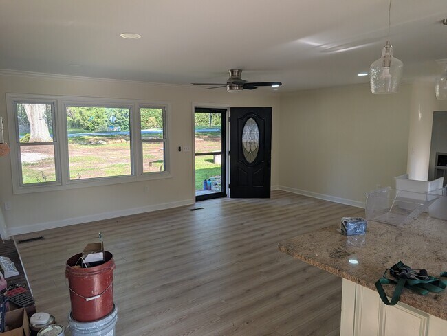 Building Photo - 5488 Yanceyville Rd