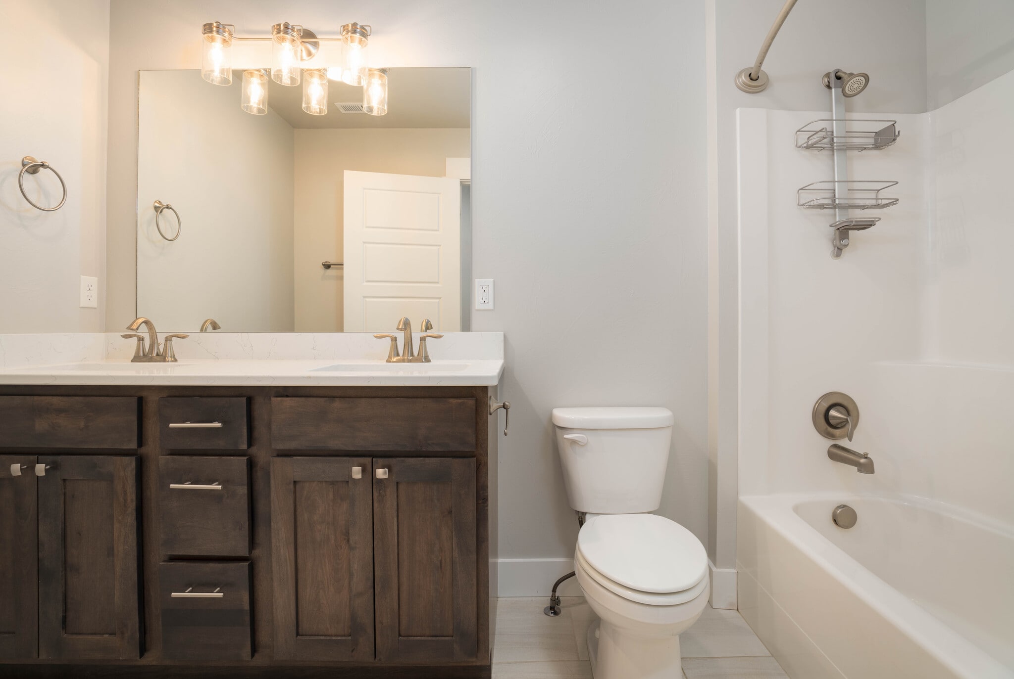 Building Photo - 1403 Happy Ln