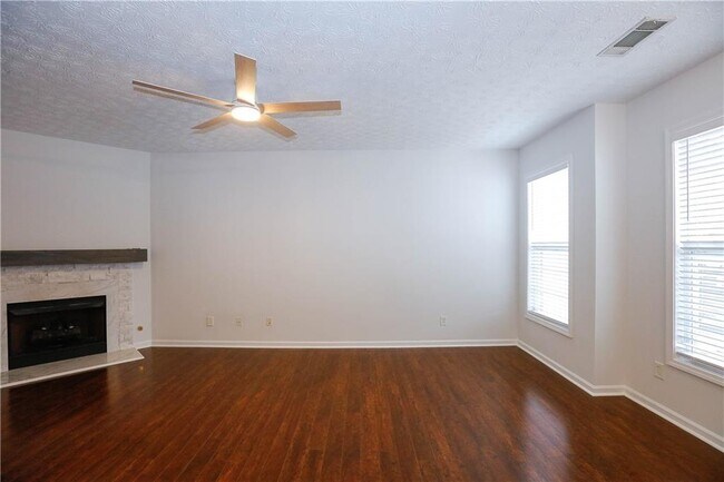 Building Photo - 3048 Kentmere Dr