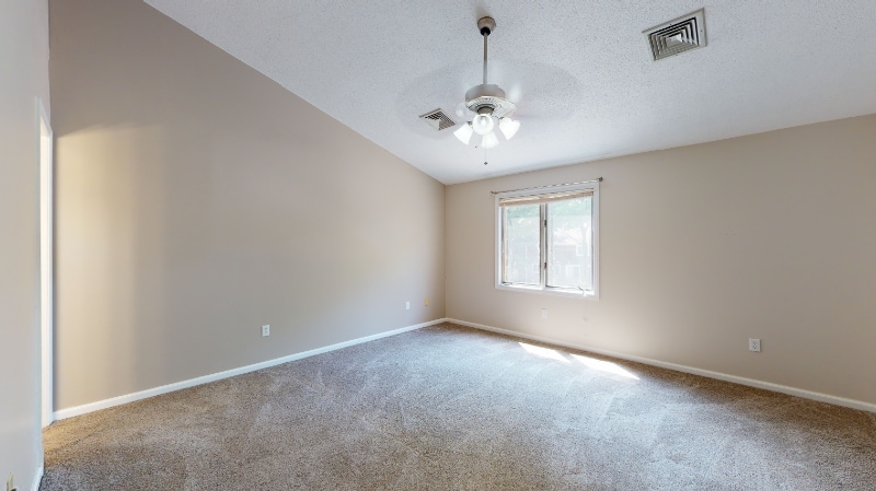 Building Photo - 84 Songbird Ln