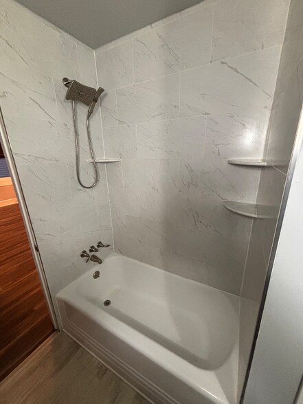 Building Photo - 126 Yale Rd