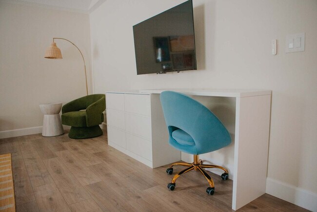 Building Photo - 1608 80th St NW