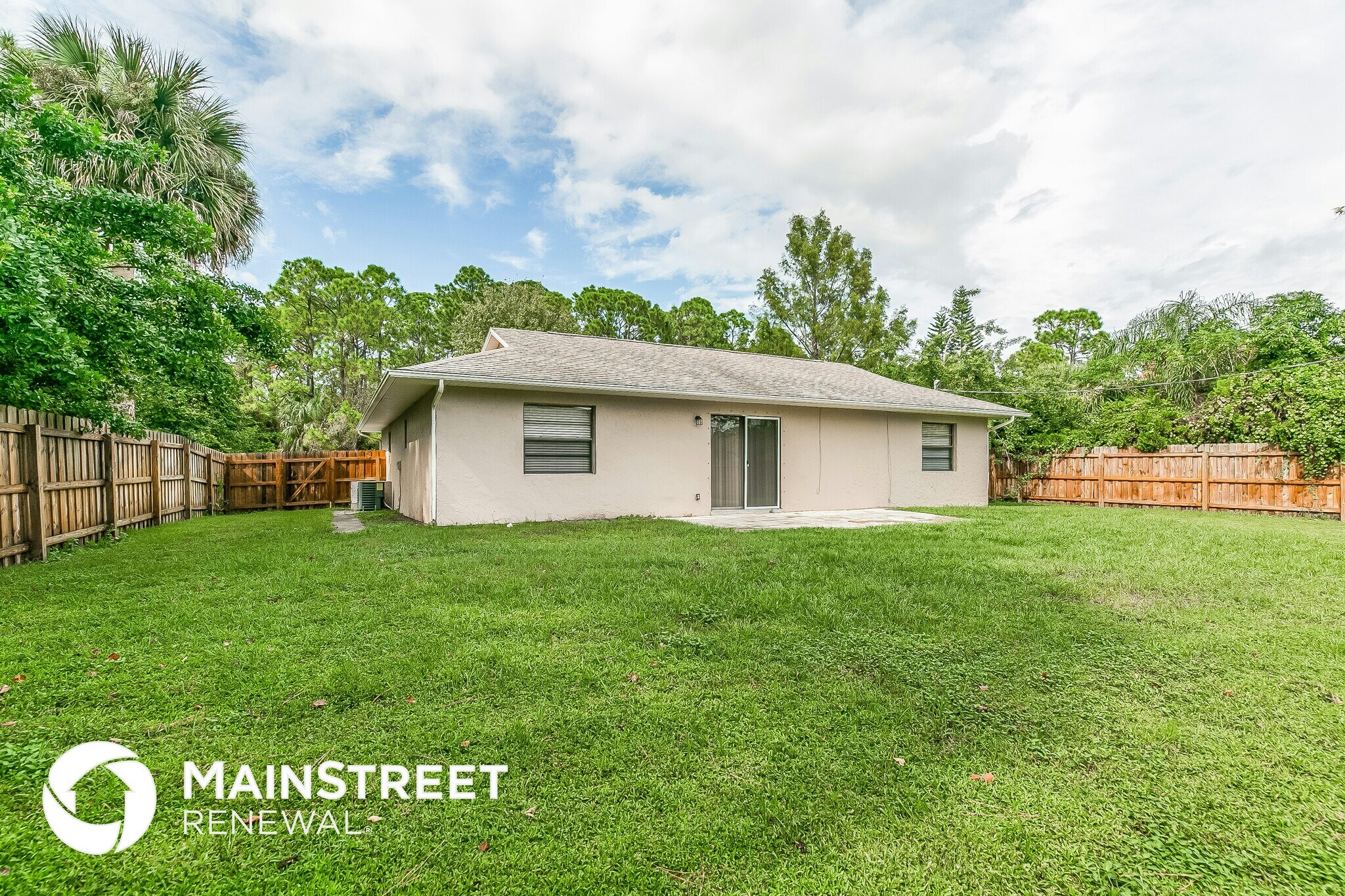 Building Photo - 856 Wakaw Ln SW