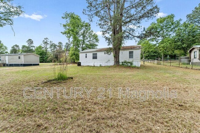 Building Photo - 735 Bennock Mill Rd