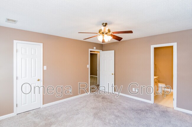 Building Photo - 2038 Plantation Pkwy