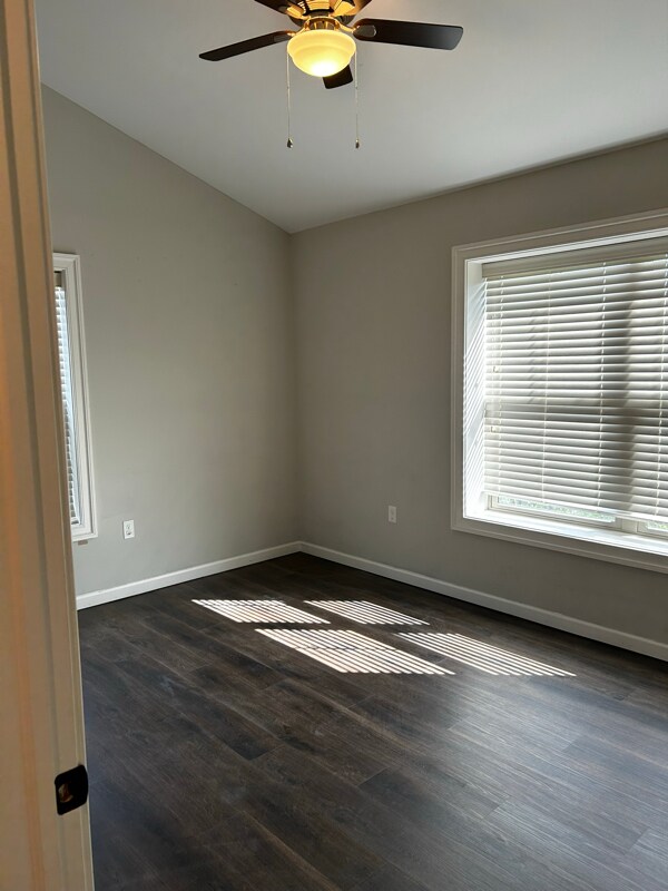 Building Photo - 970 Ridge Ave