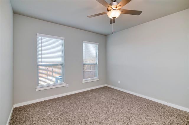 Building Photo - 725 Fallow Dr