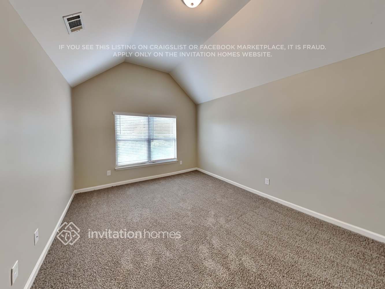 Building Photo - 440 Cleburne Pl