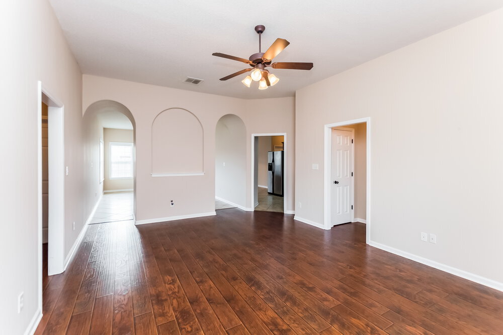 Building Photo - 5774 Bedford Loop E