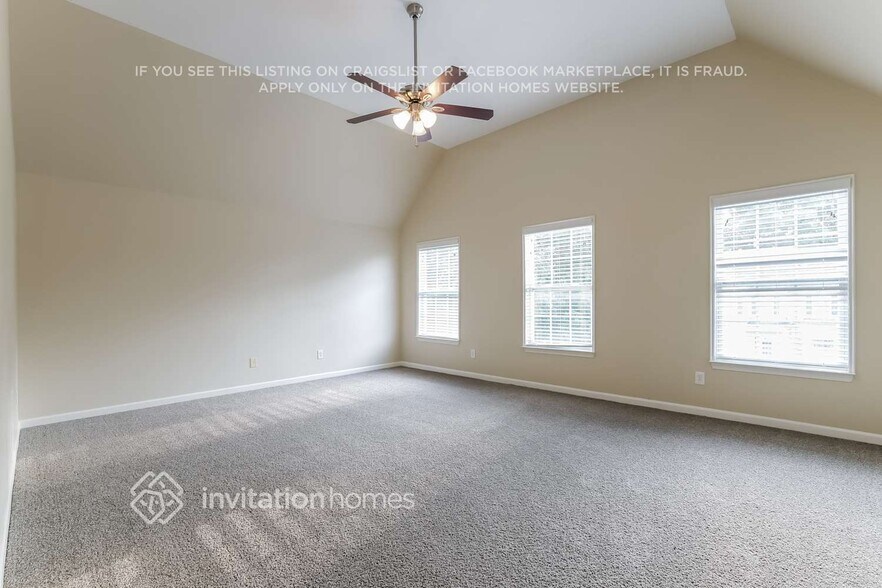 Building Photo - 4015 Pointe Vecchio Cir