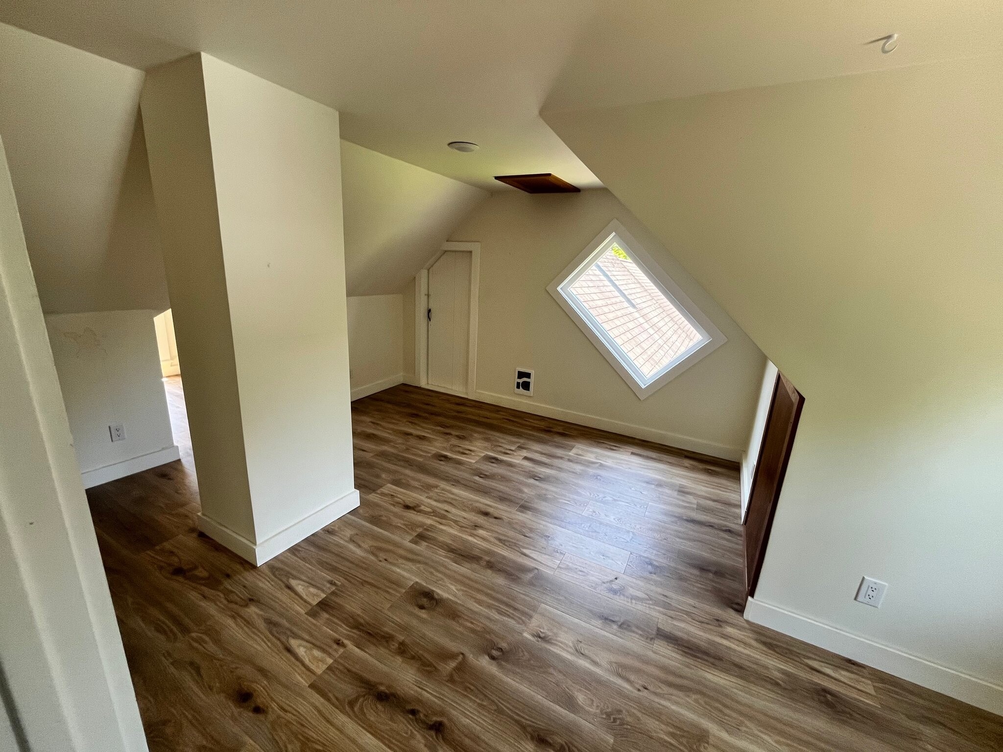 Building Photo - 93 Seavey St