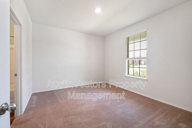 Building Photo - 157 Janice Rd