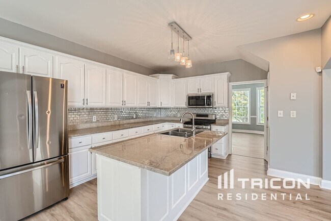 Building Photo - 4365 Rosestone Ct