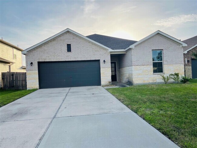 Building Photo - 14512 Jelly Pnes Dr
