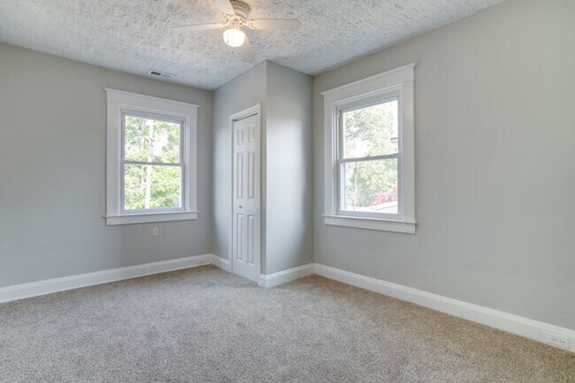 Building Photo - 3209 Moravia Rd