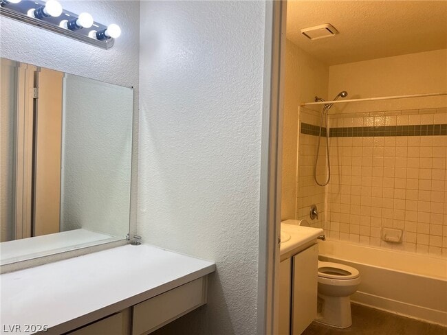 Building Photo - 231 Mission Newport Ln