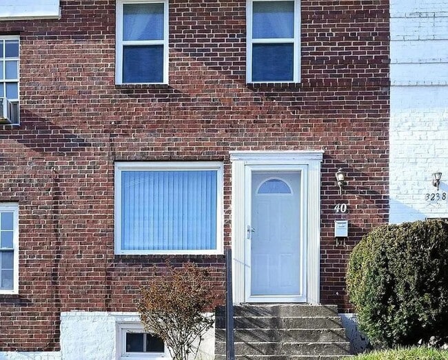 Building Photo - 3240 Westmont- YOUR NEXT HOME AWAITS
