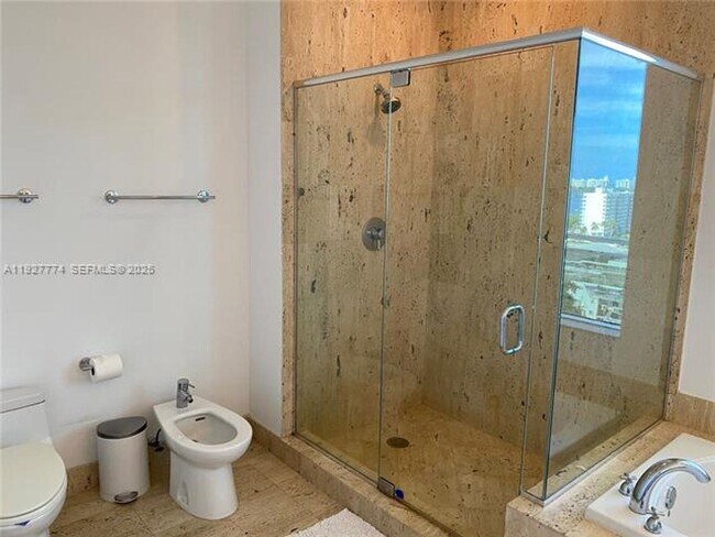 Building Photo - 7901 Hispanola Ave