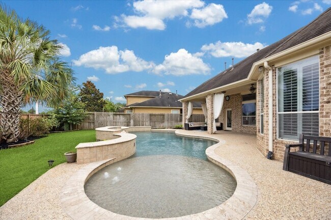 Building Photo - 9914 Slover Creek Ln