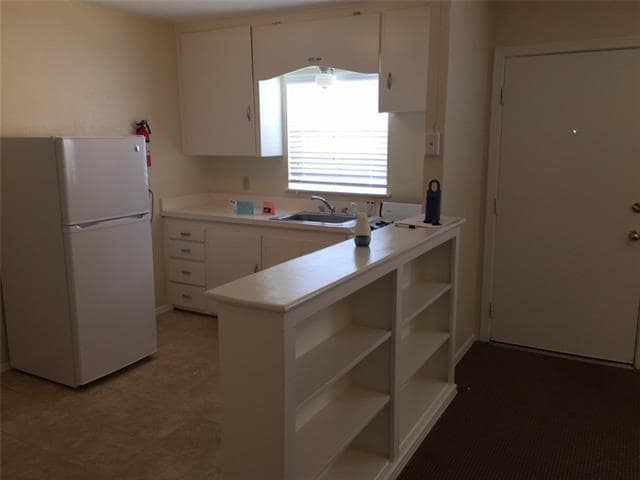 Building Photo - 4429 Wayside Ave