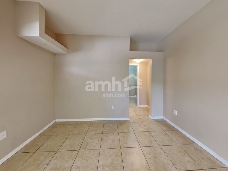 Building Photo - 6010 Kiteridge Dr