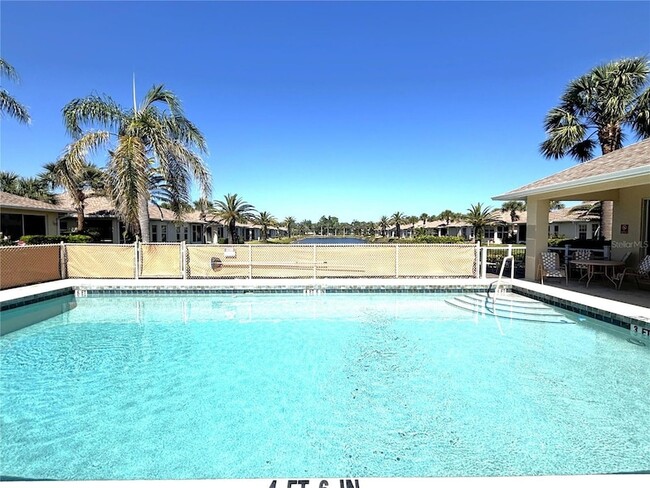 Building Photo - 1759 Fountain View Cir