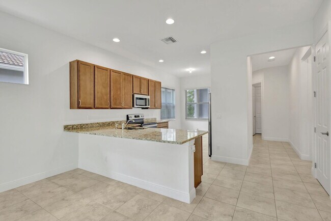 Building Photo - 9225 SW Pepoli Way
