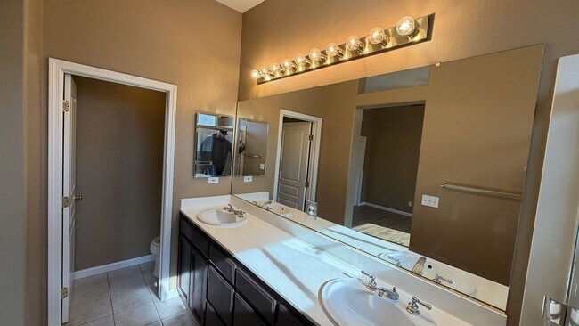 Building Photo - Single-Story Home for Lease – Manteca