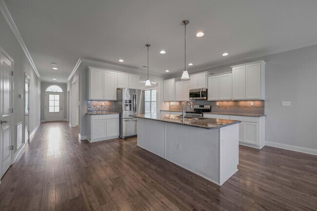 Building Photo - 4155 Sperling Dr