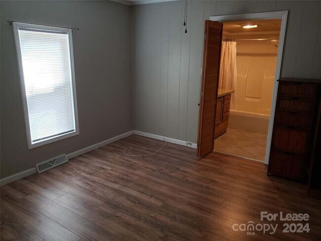 Building Photo - 9055 Unity Church Rd